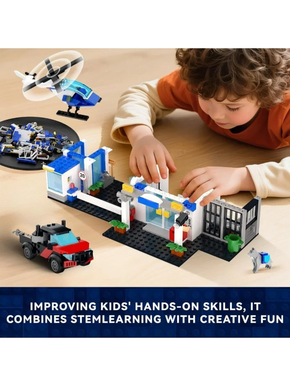 City Police Station Building Block Set with Lights, 634 PCS, Helicopter & Cars